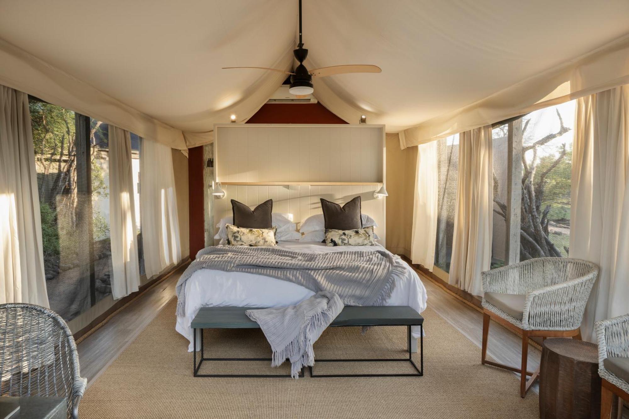 Simbavati River Lodge محمية تيمبافاتي غيم المظهر الخارجي الصورة